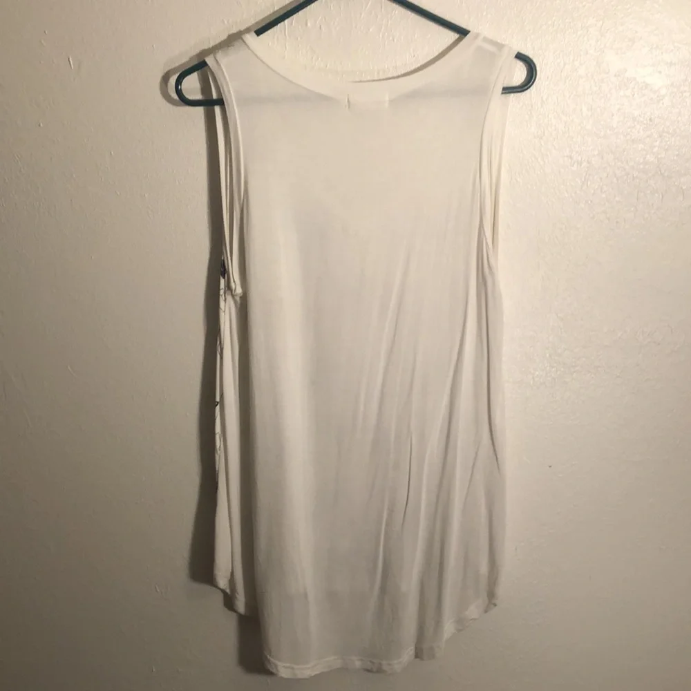 L.A Soul Loose Fitting Cat Tank - Picture 3 of 3